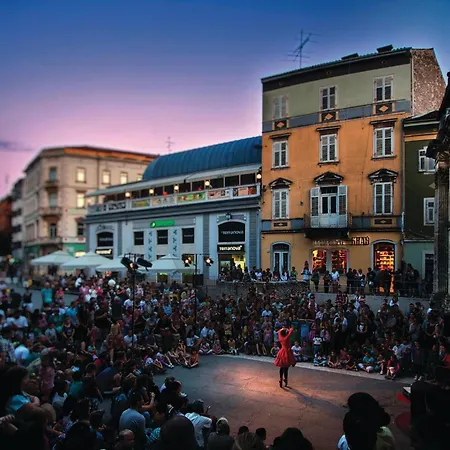 Lejlighed 1 Bedroom Awesome In *