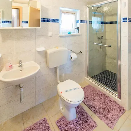 Apartment 1 Bedroom Awesome In *