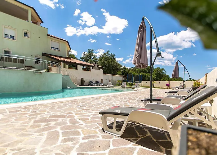 1 Bedroom Awesome In *