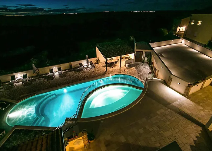 Appartement 1 Bedroom Awesome In *